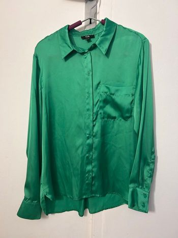 Chemise satin vert 