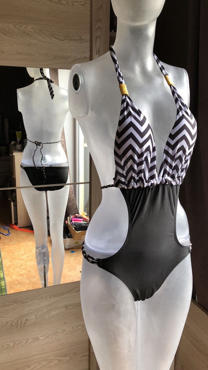 Joli maillot de bain - photo numéro 2