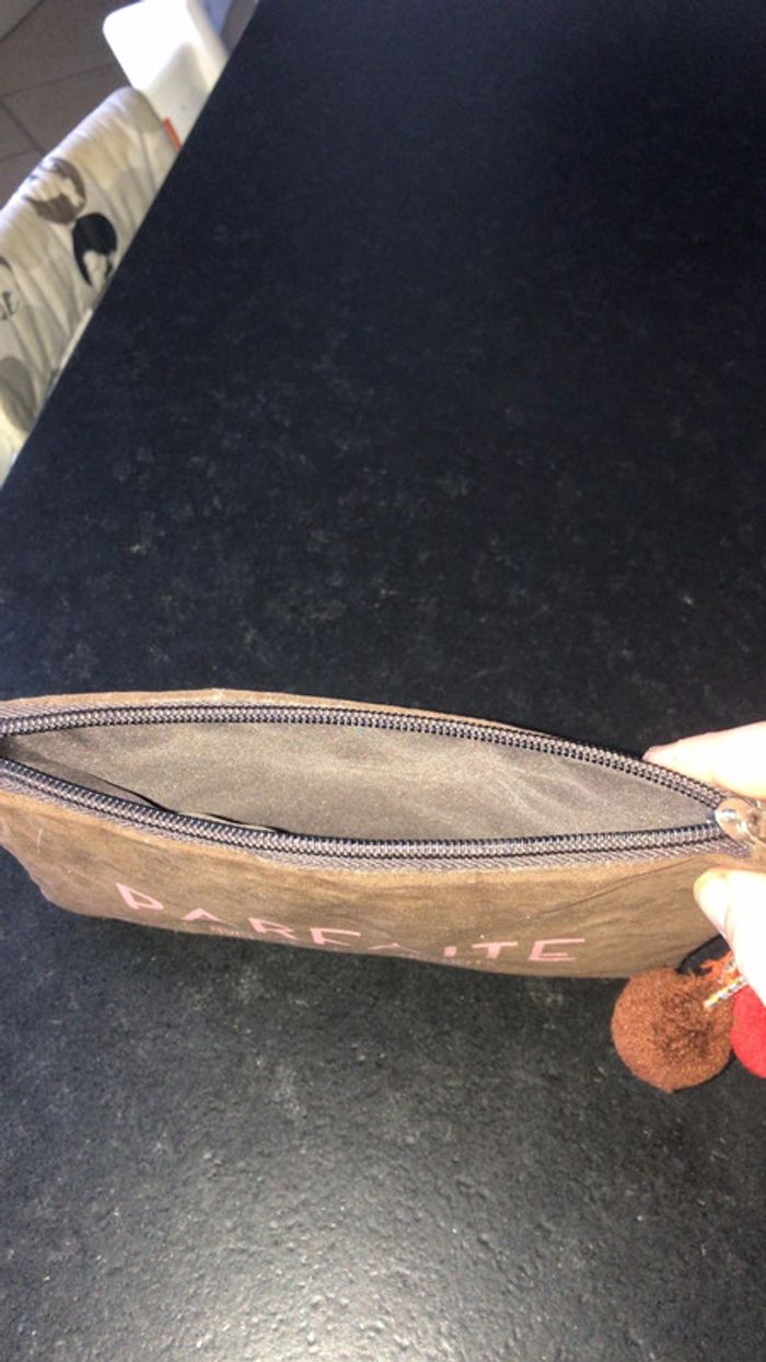 Pochette - photo numéro 3