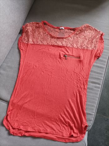 T-shirt manches courtes dentelle