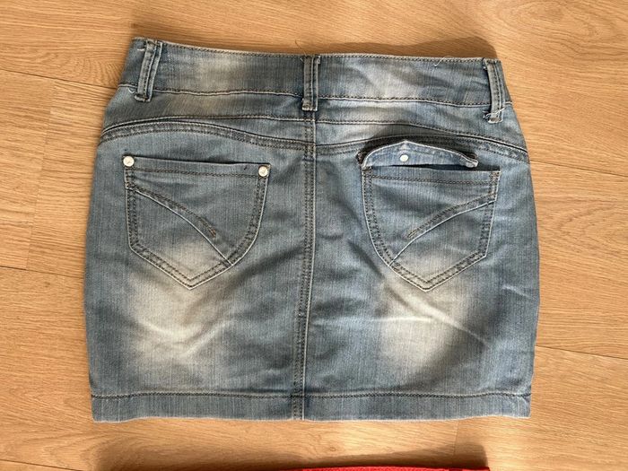 Lot de 2 jupes en jean taille 40 (L) très bon état - photo numéro 9