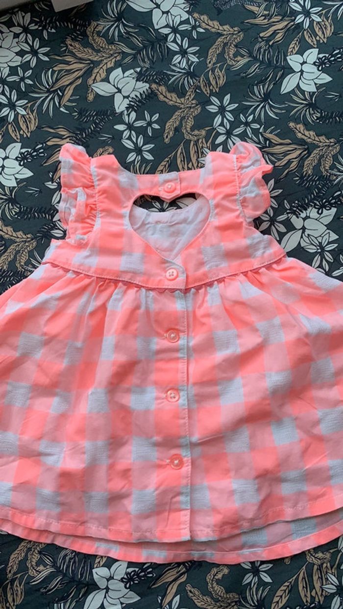 Lot de deux robes neuves 1 mois - photo numéro 5