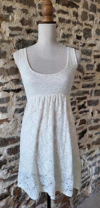 Robe écrue crème en dentelle Made in Italy Taille 36