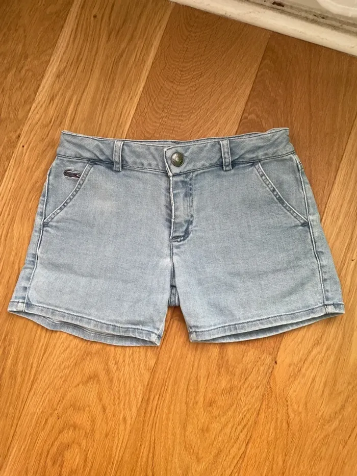 Short bleu en jean Lacoste 10 ans
