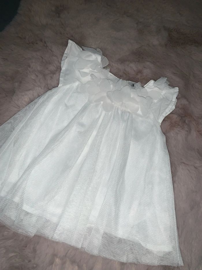 Robe blanche - photo numéro 2