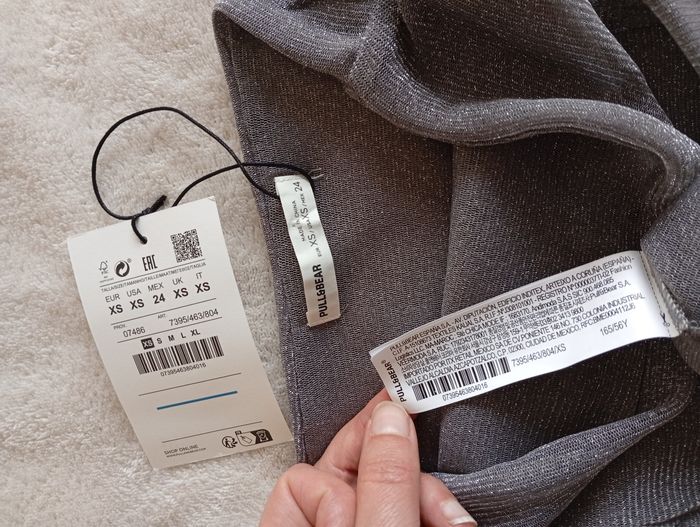 Robe bustier. Pull & Bear 34 - photo numéro 8