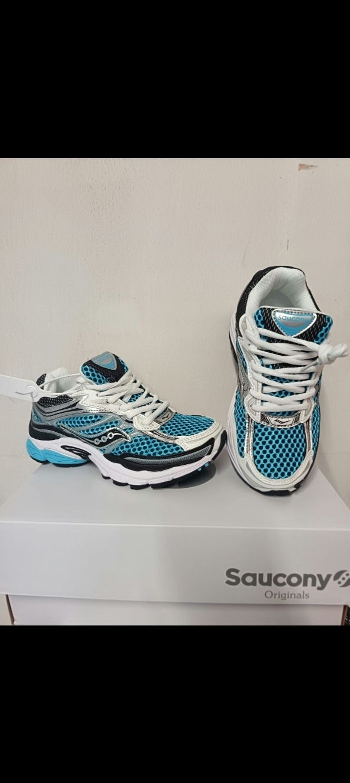 Sauconyy basket a lacets T. 41