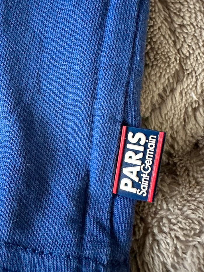 Tee-shirts Paris saint Germain ( ici c’est Paris ) taille m en très bon état - photo numéro 3