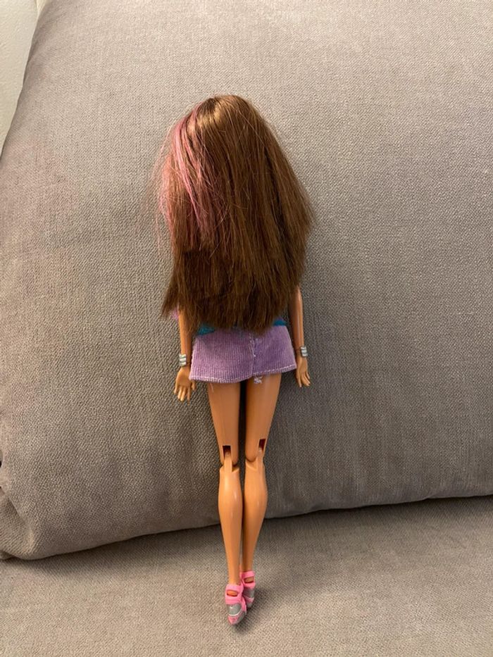 poupée Barbie élégante - photo numéro 4