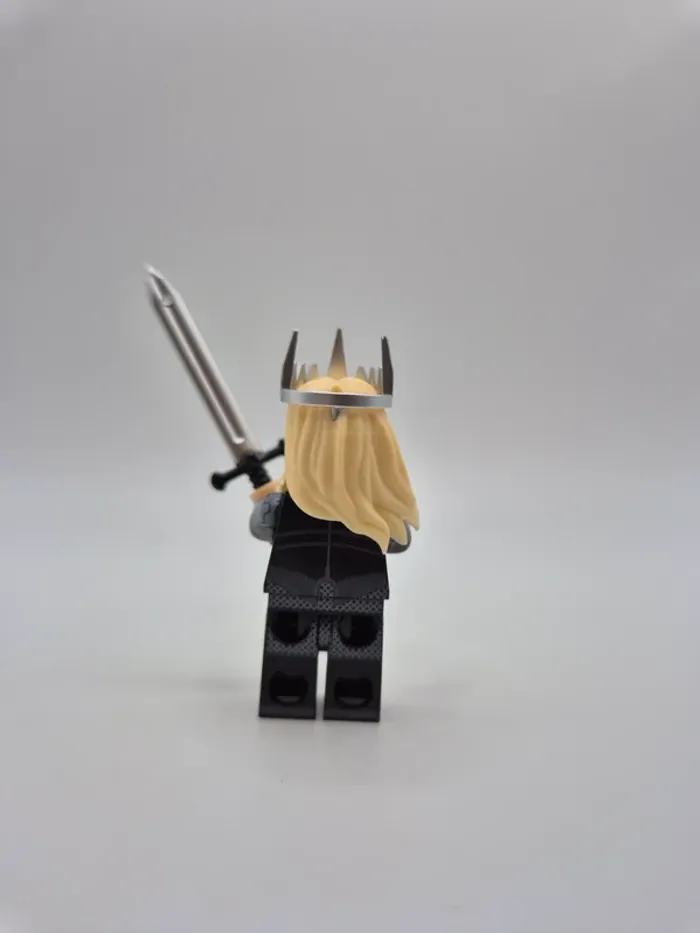 Figurine type lego Sauron seigneur des anneaux / hobbit - photo numéro 3