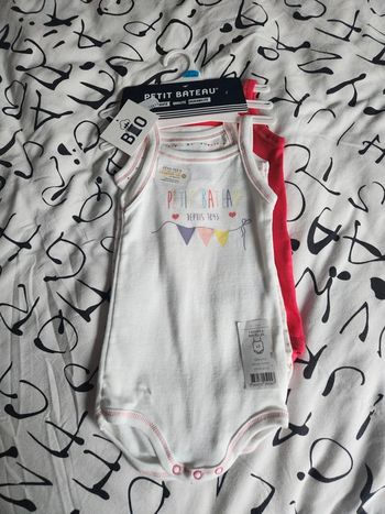 Lot de 3 bodies à bretelles