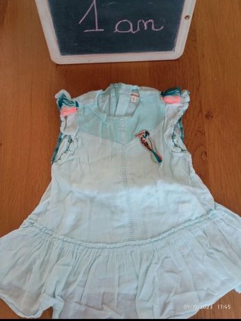 Robe marque Catimini taille 1 an en très bon état