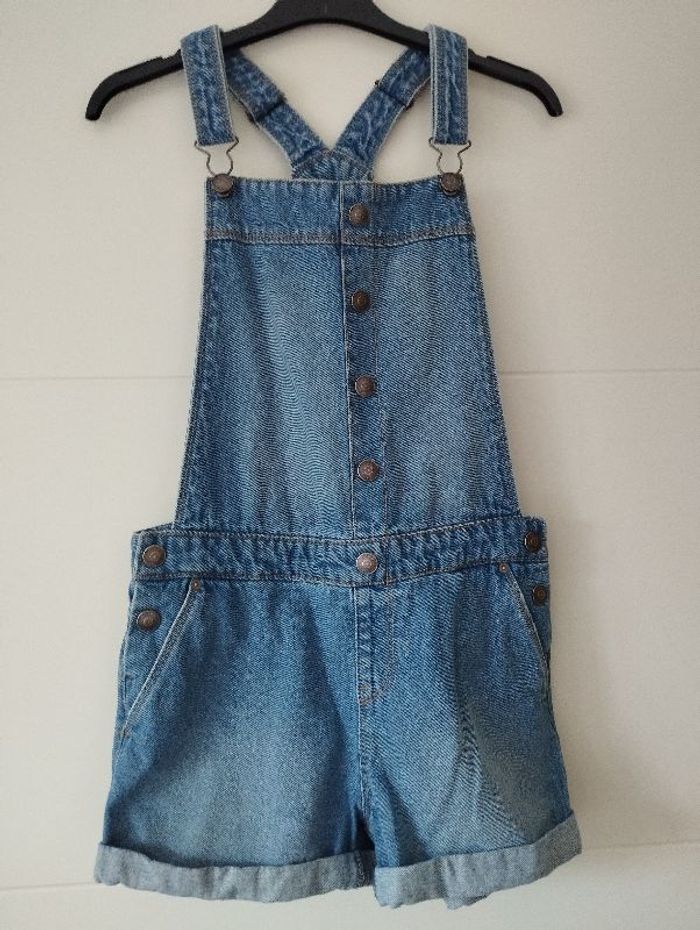 Salopette short jean fille 12 ans très bon état