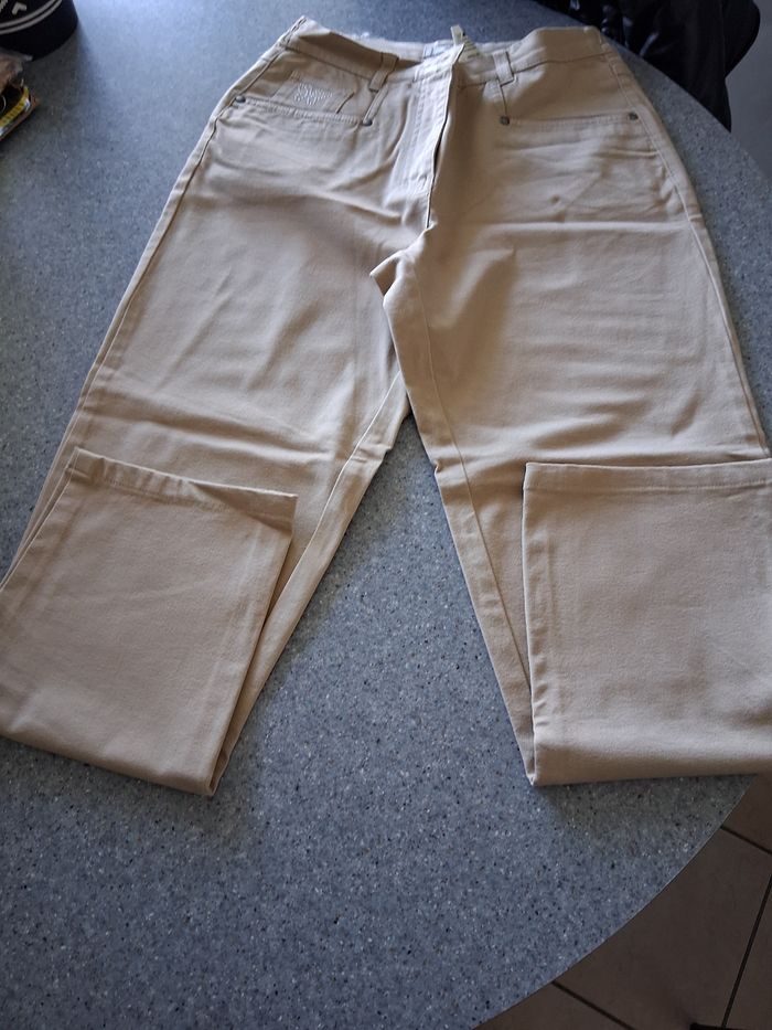 Pantalon droit " collection " t- 38" beige