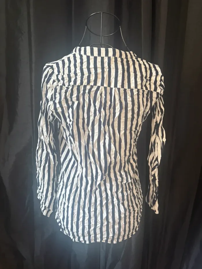 Chemise Vicvia - Taille S - Très bon état - photo numéro 3