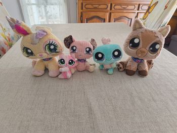 Lot peluches petshops
