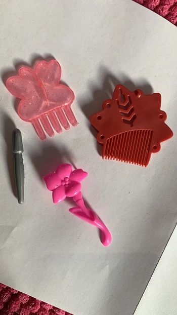 Lot accessoires poupée barbie