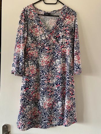 Robe Janina Taille 38 = FR 40