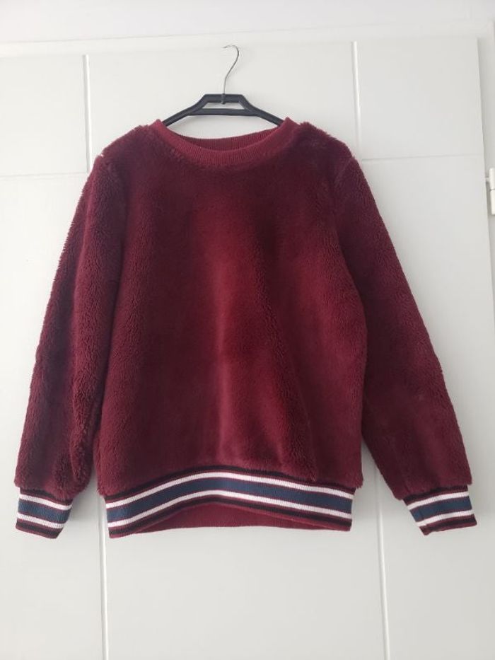 Pull bordeaux Kiabi
