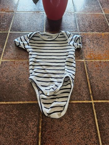 Body manches courtes