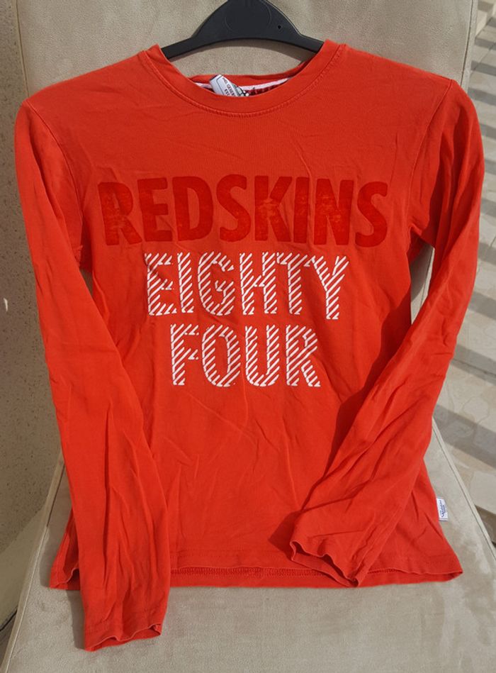 Tee-shirt rouge manches longues Redskins taille 12 ans