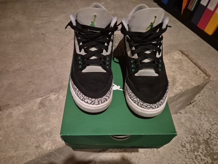 Air Jordan retro 3. Nike