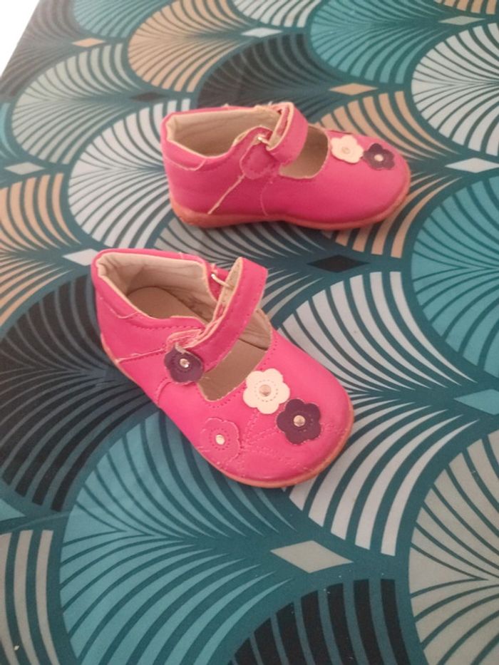 Sandales fushia 24