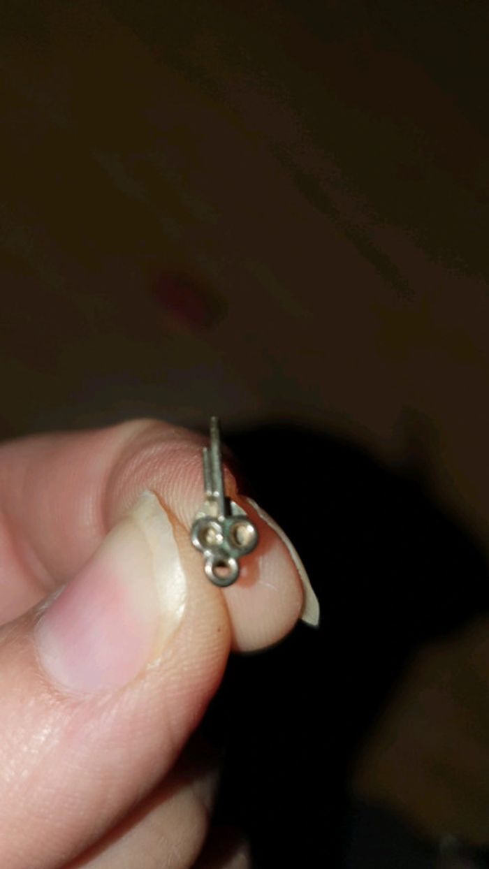 boucle d oreille cle