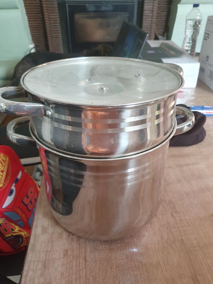 Couscousier avec son plat servi 1 fois