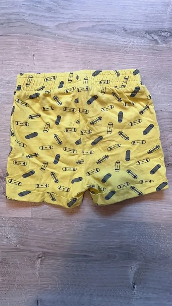 Ensemble t-shirt manches courtes et short - photo numéro 6