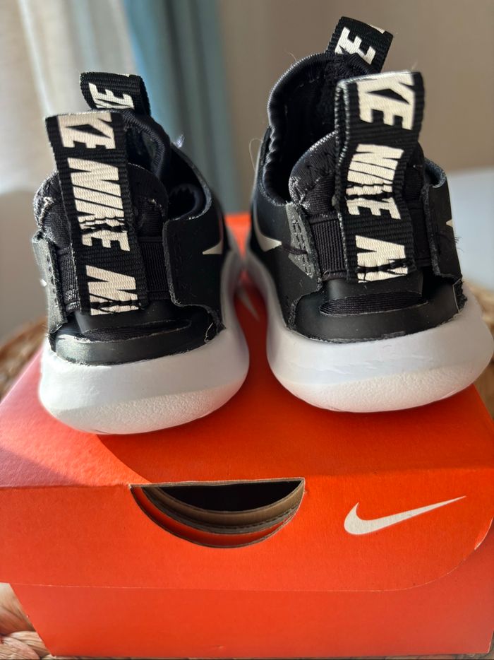 Baskettes Nike - photo numéro 3