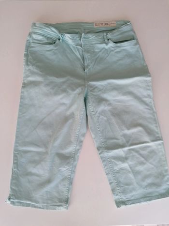 Pantacourt femme T 44-46 👖