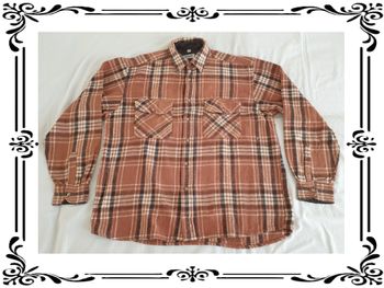 Chemise taille XXL.