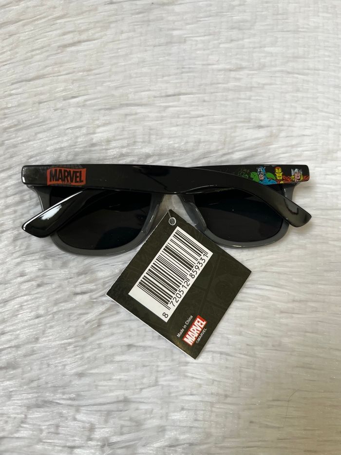 Lunette de soleil Marvel - photo numéro 2