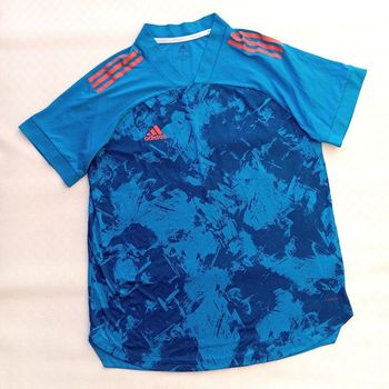 Maillot Adidas Pour Homme Taille XL. T-shirt Adidas a Manches Courtes