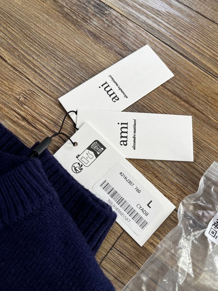 Pull ami Paris bleu marine - photo numéro 8