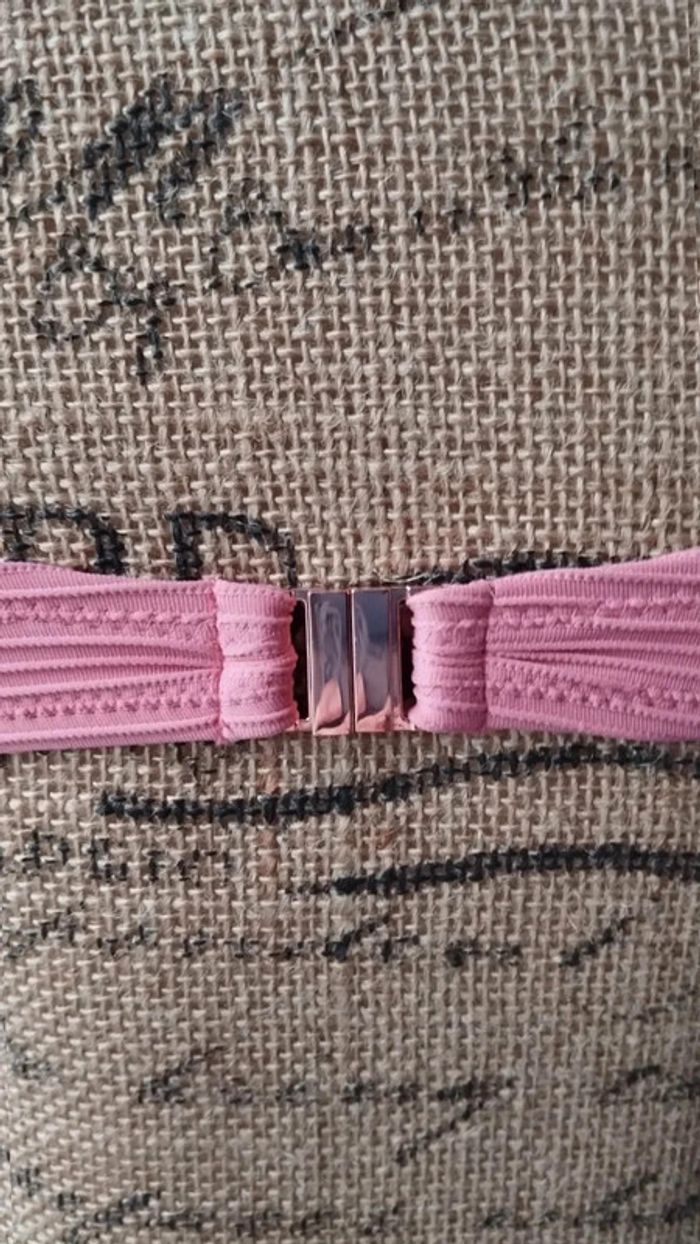 Haut de maillot de bain rose taille 90c - photo numéro 9