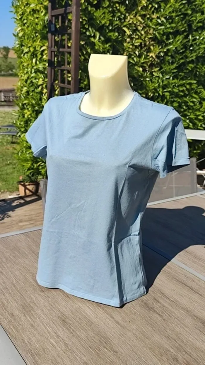 Tee shirt bleu T38 - Kiabi - photo numéro 2