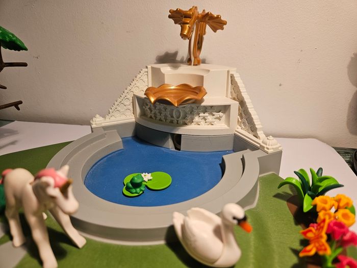 Fontaine Royale avec Licorne Playmobil 4137 - photo numéro 4