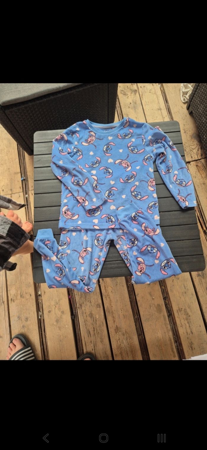 Pyjama 2 pièces stich. 6-7 ans