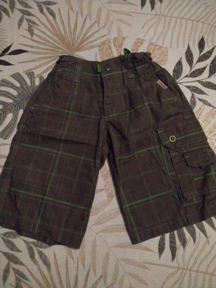Short kaki Decathlon 8 ans