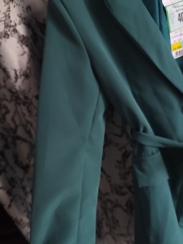 Ensemble veste et pantalon vert d'eau taille 40 neuf - photo numéro 4