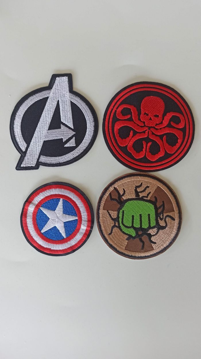 20 patchs ecussons thermocollant ou à coudre avengers marvel - photo numéro 3