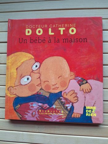 Livre Un bébé à la maison