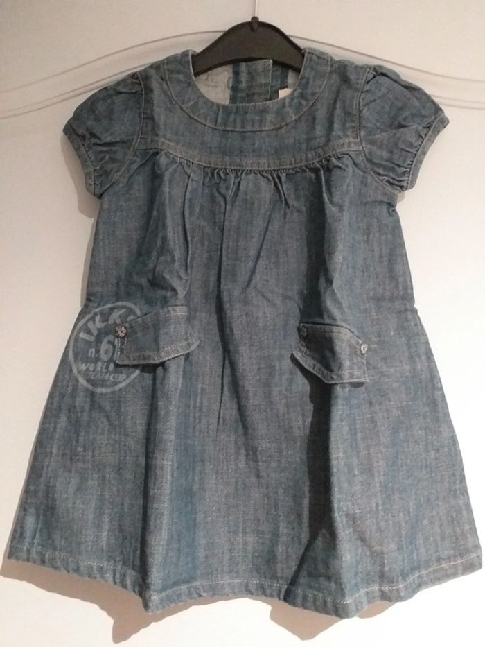 Robe d'été ikks taille 18 mois