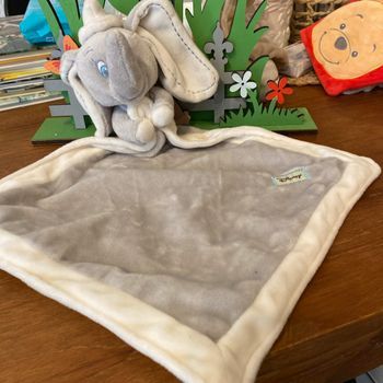 Doudou dumbo plat de secours