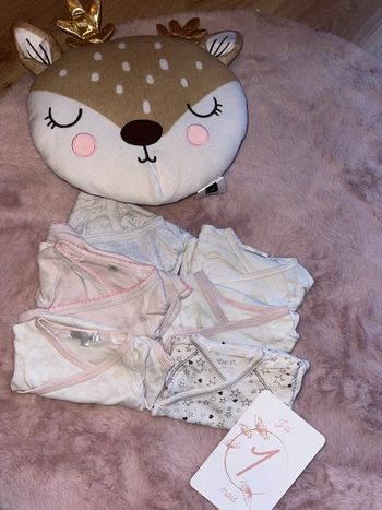 Lot de 6 body diverse marque ML 1 mois