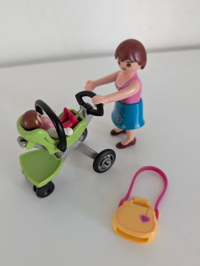 Playmobil 5491 city life maman et bébé avec poussette - photo numéro 4