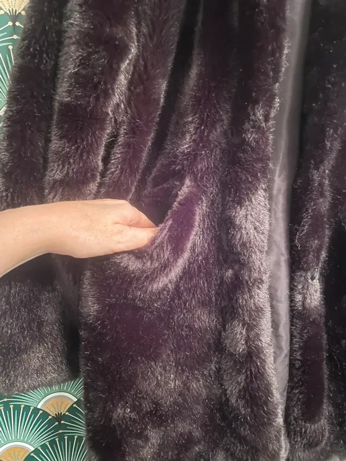 Manteau mi long  fausse fourrure, Zara, taille oversize - photo numéro 3