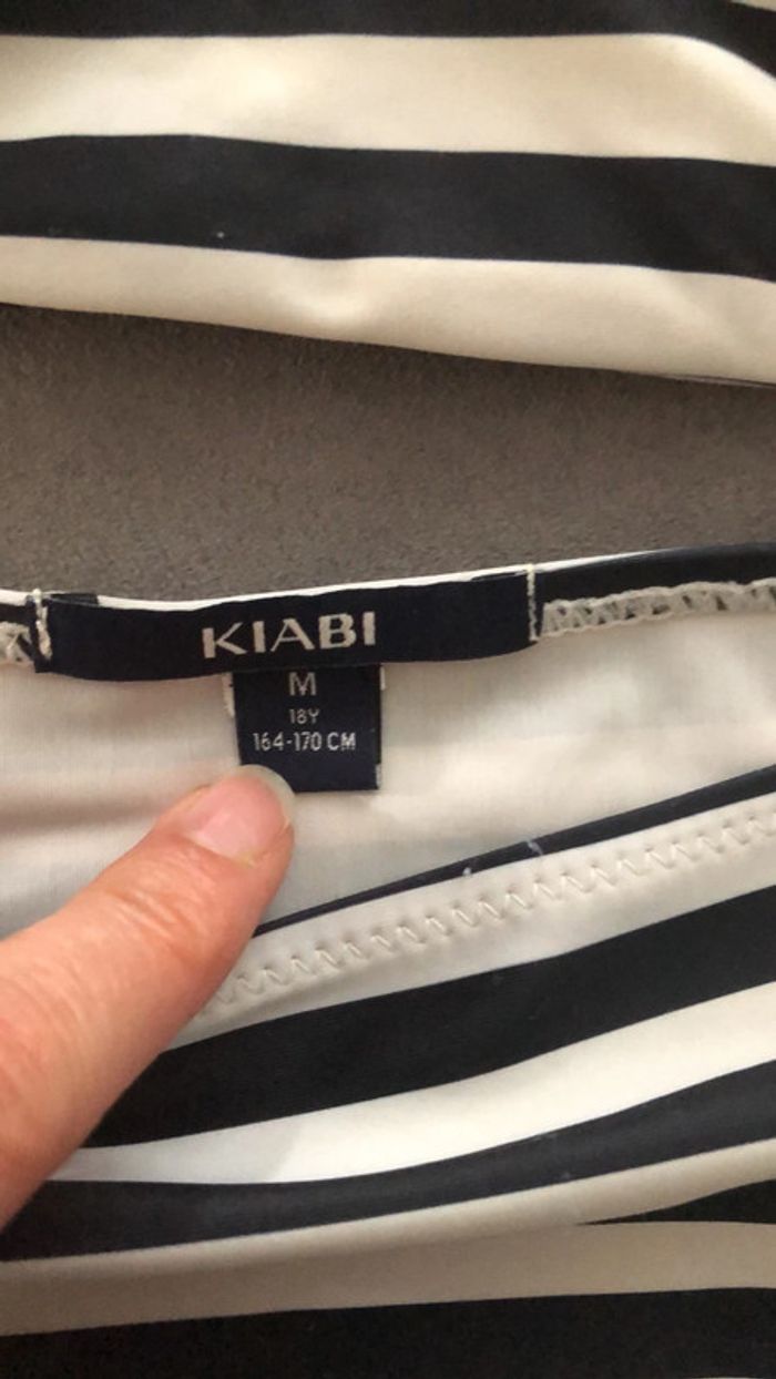 Maillot de bain kiabi 18 ans taille m - photo numéro 4
